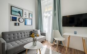 A13- Boutique Apartments, Best Location, by BQA